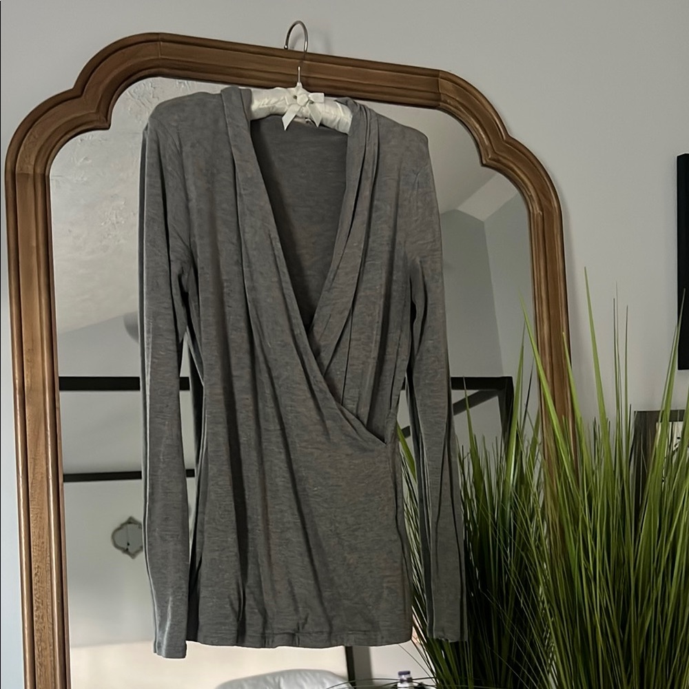 Banana Republic Grey Long Sleeve Top